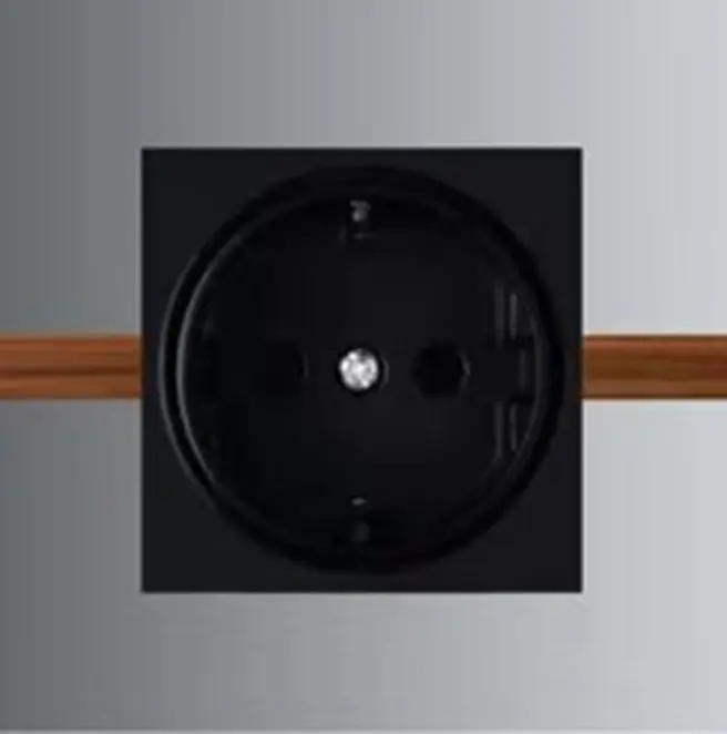 Cube Series Socket